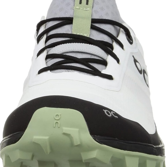 EUC On Running Cloudventure Peak 2.0 Trail Running Shoes - Picture 2 of 8